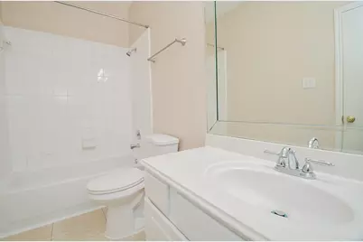2019 Magnolia Crest Lane, Sugar Land, TX 77478 - Photo 10