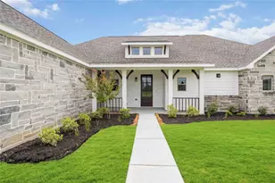 400 Barton Place Dr, Tarkington, TX 77327 - Photo 2