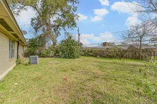 10214 Bretton Dr, Houston, TX 77016 - Photo 20