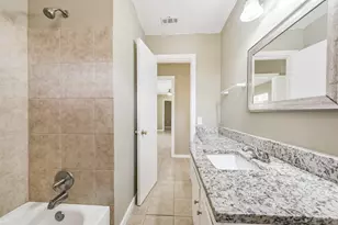 10214 Bretton Dr, Houston, TX 77016 - Photo 12