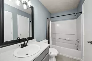 21018 Creek Edge Ct, Katy, TX 77449 - Photo 32
