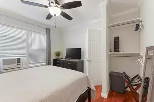 403 W Polk St, Houston, TX 77019 - Photo 12