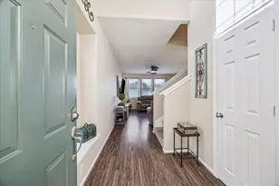 13102 Peppergate Ln, Houston, TX 77044 - Photo 2