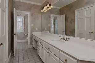 2 Wexford Ct, Houston, TX 77024 - Photo 34