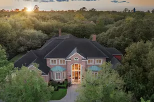 2 Wexford Ct, Houston, TX 77024 - Photo 2