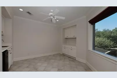 2 Wexford Court, Houston, TX 77024 - Photo 32