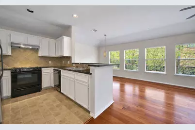 4408 Eigel Street, Houston, TX 77007 - Photo 8