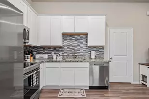 11636 Vistawood St, Willis, TX 77318 - Photo 4