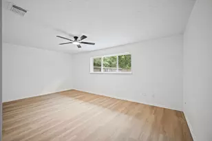 10935 Silkwood Dr, Houston, TX 77031 - Photo 12