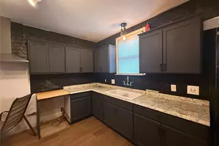 544 W 28th St, Houston, TX 77008 - Photo 6