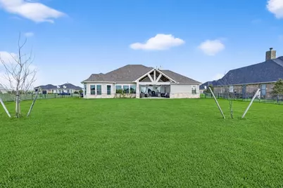 10905 Dauphine Street, Willis, TX 77318 - Photo 28