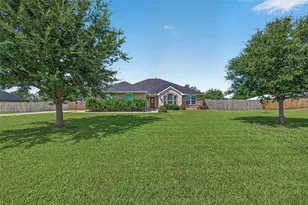 10706 Harry Dr, Needville, TX 77461 - Photo 44