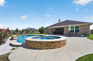 10706 Harry Dr, Needville, TX 77461 - Photo 2