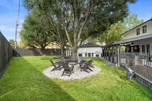 12526 Stafford Springs Dr, Houston, TX 77077 - Photo 40
