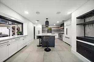 12526 Stafford Springs Dr, Houston, TX 77077 - Photo 8