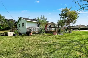 1627 Texas Ave, League City, TX 77573 - Photo 4