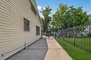 3817 Anita St, Houston, TX 77004 - Photo 34