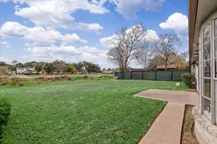 5607 Arncliffe Dr, Houston, TX 77088 - Photo 6