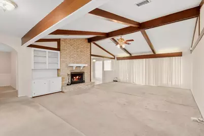 5607 Arncliffe Drive, Houston, TX 77088 - Photo 14