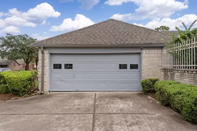 5607 Arncliffe Drive, Houston, TX 77088 - Photo 8