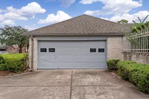 5607 Arncliffe Dr, Houston, TX 77088 - Photo 8