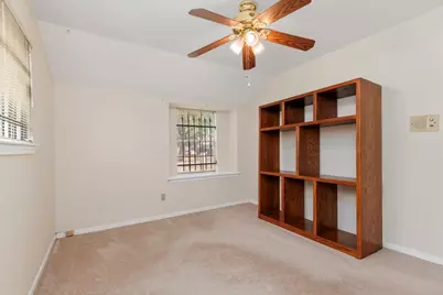 5607 Arncliffe Drive, Houston, TX 77088 - Photo 28