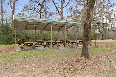 200 Laurel, Onalaska, TX 77360 - Photo 4