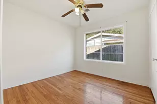 7138 Mobud Dr, Houston, TX 77074 - Photo 10