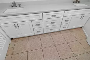 110 Bayou Dr, Baytown, TX 77520 - Photo 16