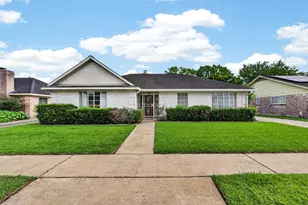 6215 Sanford Rd, Houston, TX 77096 - Photo 2