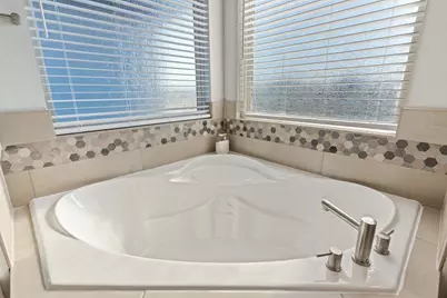 10617 Centre Green Way Way, Houston, TX 77043 - Photo 34
