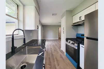 12922 Claygate Drive, Houston, TX 77047 - Photo 6