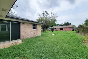 12922 Claygate Dr, Houston, TX 77047 - Photo 30