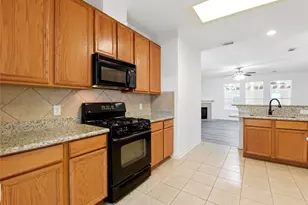 18427 Grove Brook Ln, Cypress, TX 77429 - Photo 14