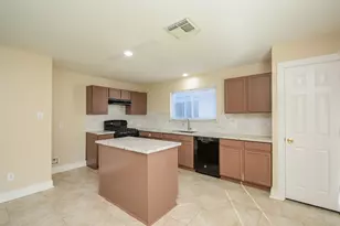 5830 Silver Oak, Missouri City, TX 77459 - Photo 10