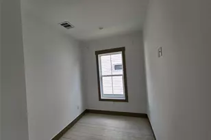 1220 32nd St, Galveston, TX 77550 - Photo 16