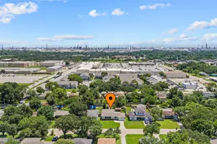 2001 14th Ave N, Texas City, TX 77590 - Photo 24