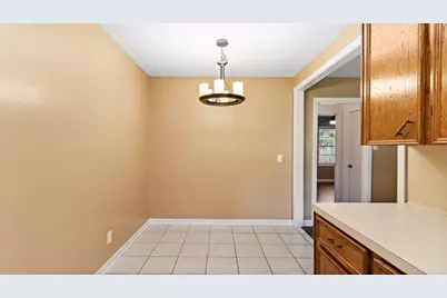 2001 14th Avenue N, Texas City, TX 77590 - Photo 8