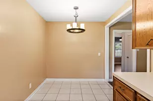 2001 14th Ave N, Texas City, TX 77590 - Photo 8