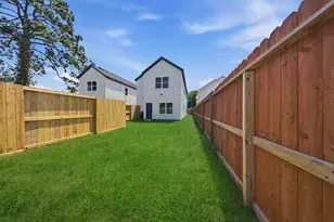 7417 Charlie St, Houston, TX 77088 - Photo 32