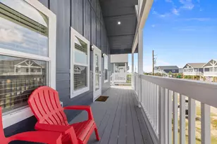 1072 Johnson Rd, Gilchrist, TX 77617 - Photo 6