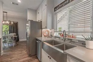 16 Wildwood Lake Dr, Huntsville, TX 77340 - Photo 16