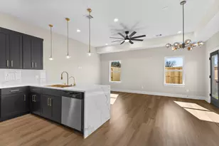 4206 Kewanee St, Houston, TX 77051 - Photo 8