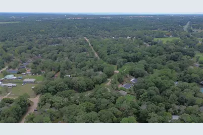 206 Wickdome Drive, Willis, TX 77378 - Photo 14