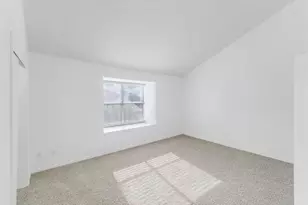 9243 Westwood Village Dr, Houston, TX 77036 - Photo 18