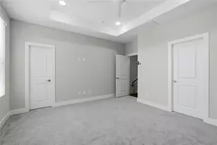 2102 Bello Amanecer Ln, Houston, TX 77055 - Photo 18
