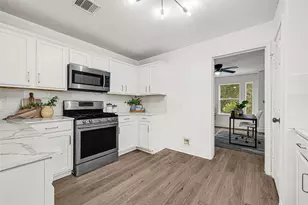 5505 Savannah Woods Ln, Rosharon, TX 77583 - Photo 8