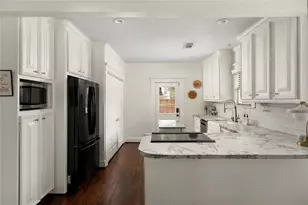 602 Aurora St, Houston, TX 77008 - Photo 12