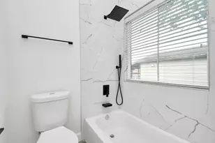 6734 Avenue P, Houston, TX 77011 - Photo 28