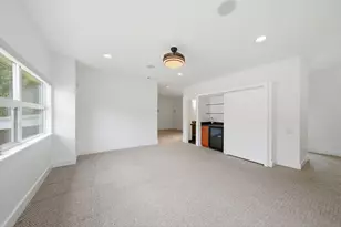 7002 Newcastle St, Bellaire, TX 77401 - Photo 8